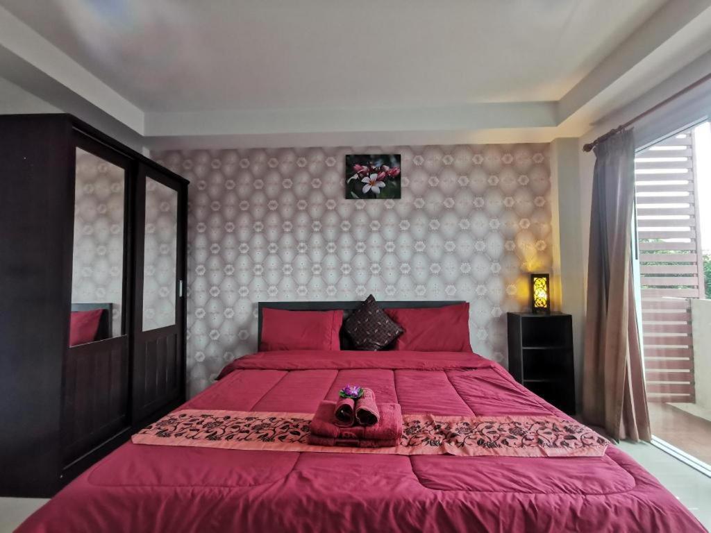 Tontalay Hotel Bangsaen Exterior foto