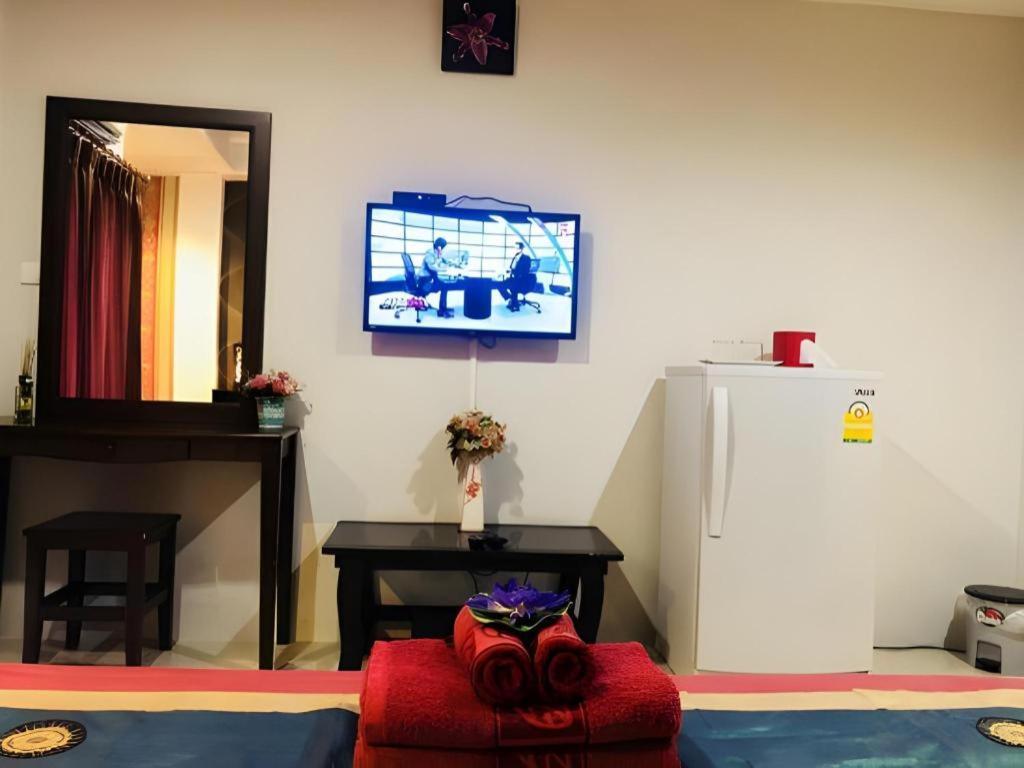 Tontalay Hotel Bangsaen Exterior foto