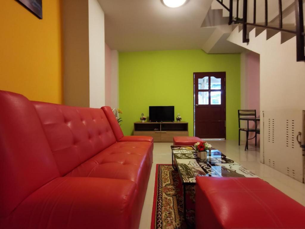 Tontalay Hotel Bangsaen Exterior foto