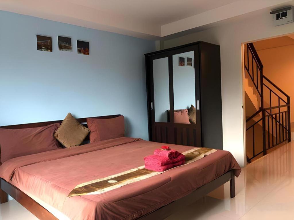Tontalay Hotel Bangsaen Exterior foto
