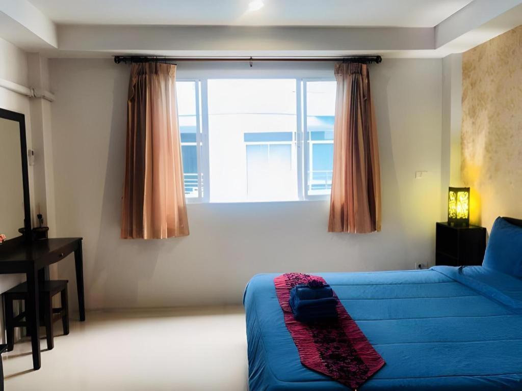 Tontalay Hotel Bangsaen Exterior foto