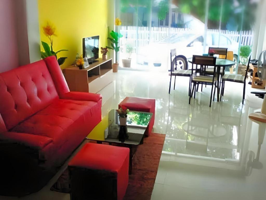 Tontalay Hotel Bangsaen Exterior foto